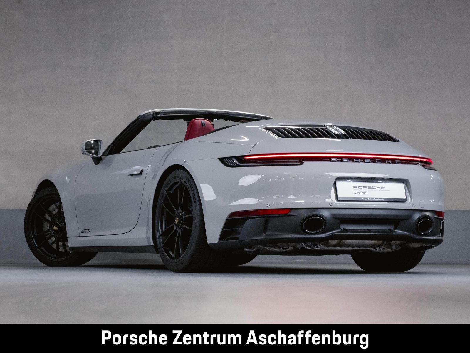 Porsche 911 Carrera 4 GTS Liftsystem BOSE Sportsitze