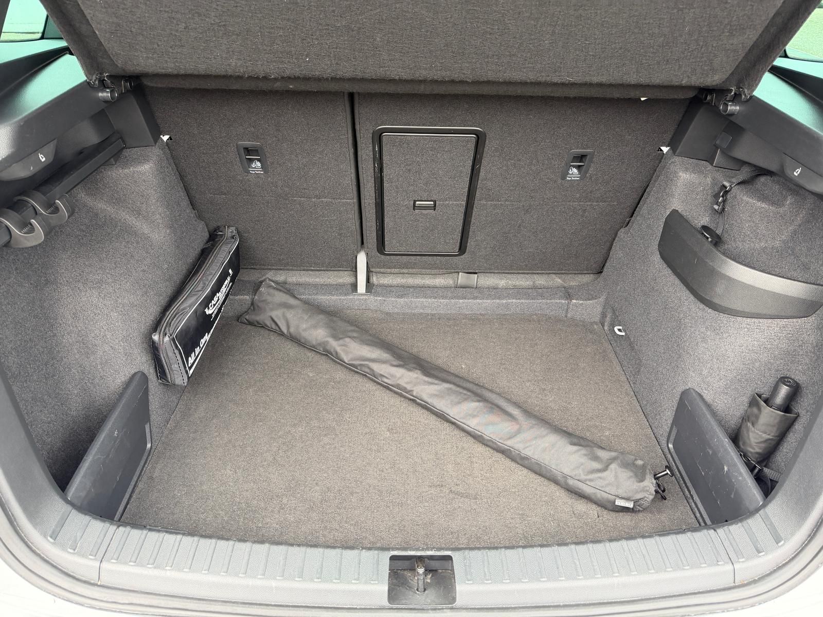 Skoda Karoq 1.5 TSI DSG Sportline AHK|NAVI|El.Heckklap