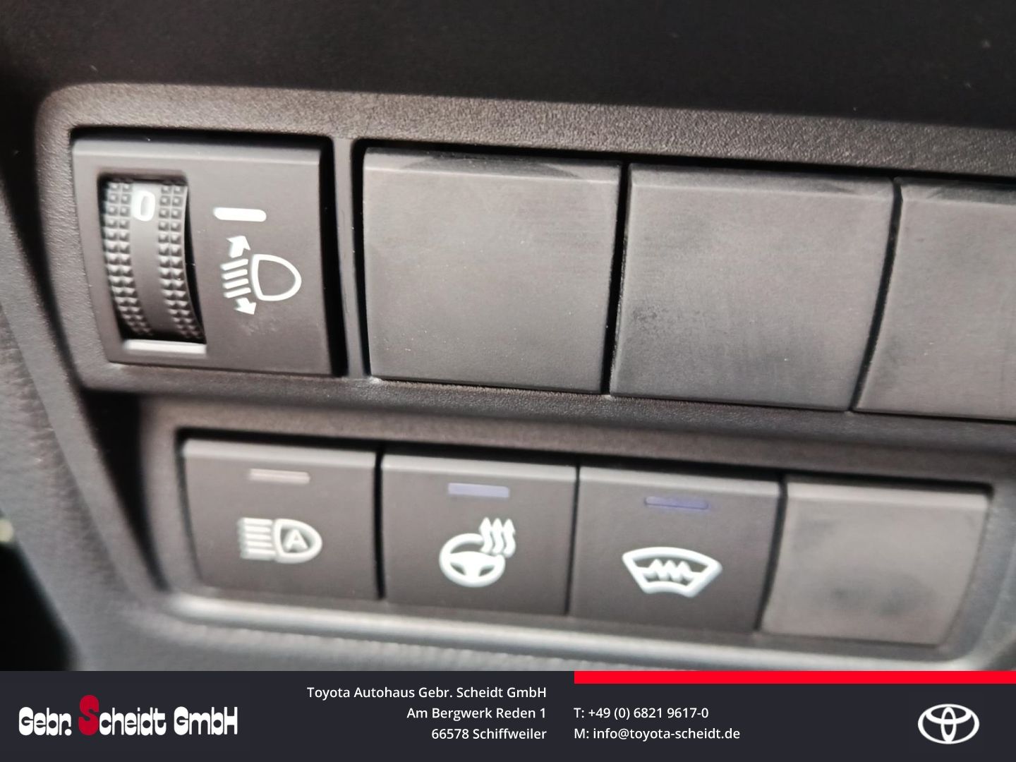 Toyota Yaris Cross Hybrid Apple CarPlay  Android Auto L
