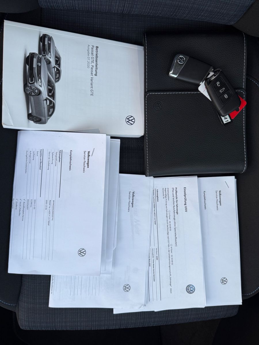 Volkswagen Passat Variant GTE Business - Samsaru's Car Outlet