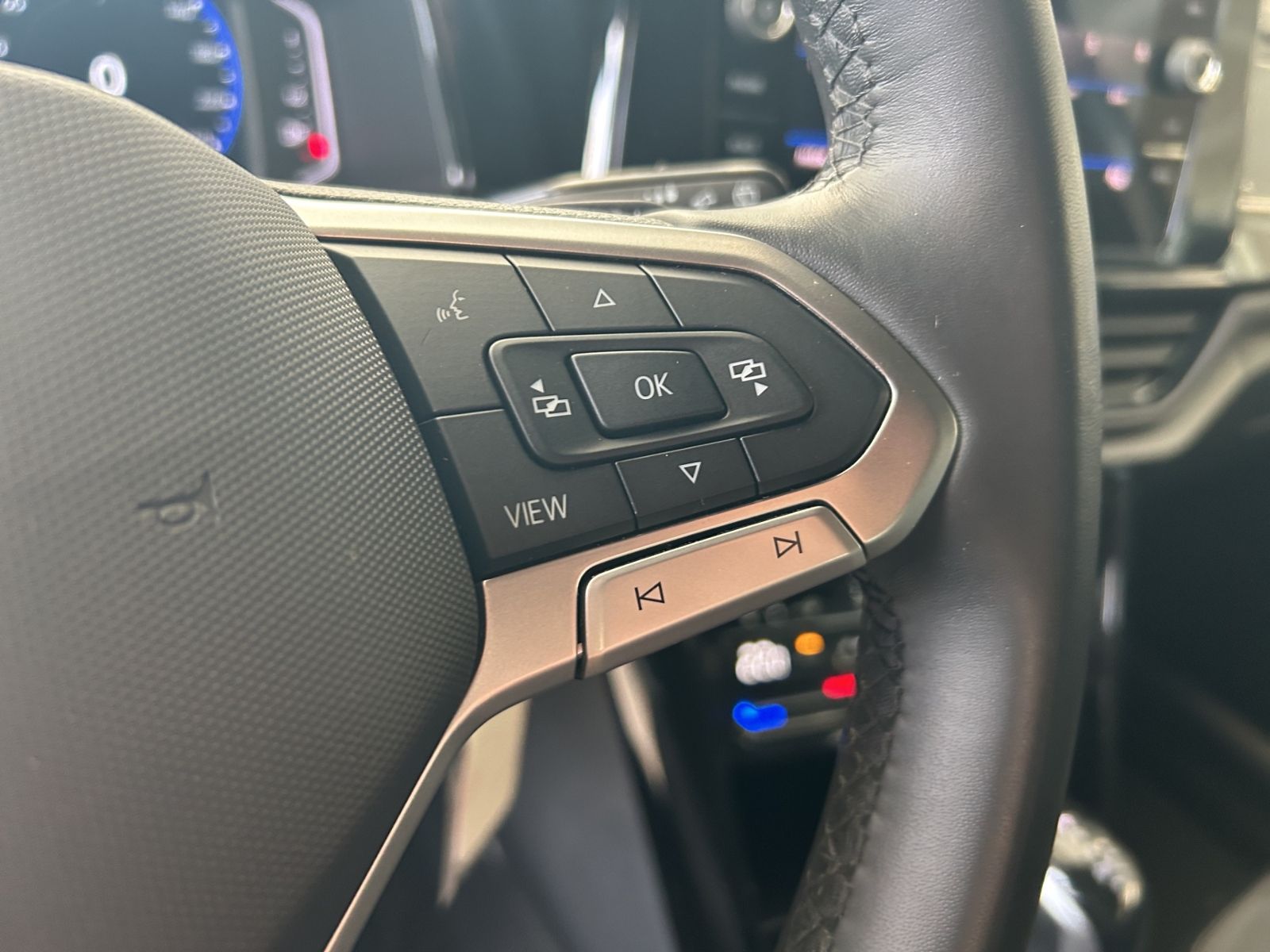 Volkswagen T-Roc 1.5 TSI Style Black - Samsaru's Car Outlet
