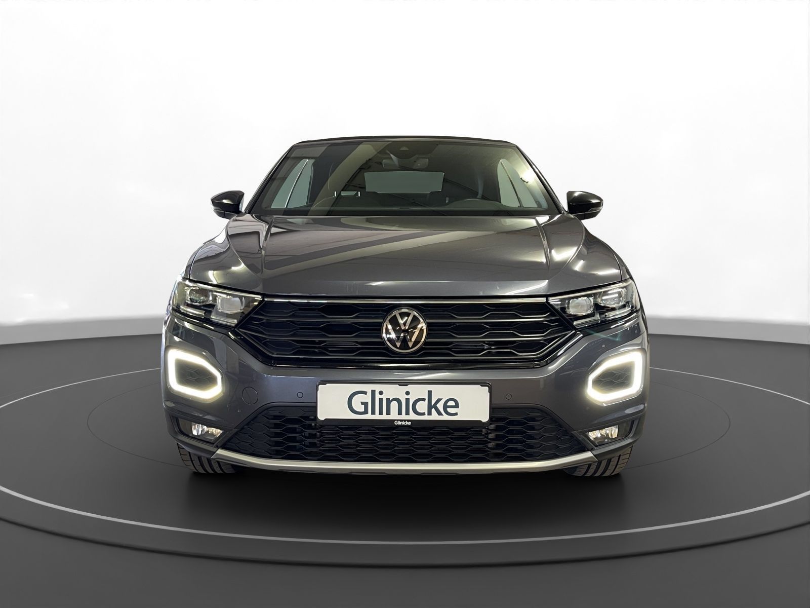 Volkswagen T-Roc Cabrio 1.0 TSI Style - Samsaru's Car Outlet