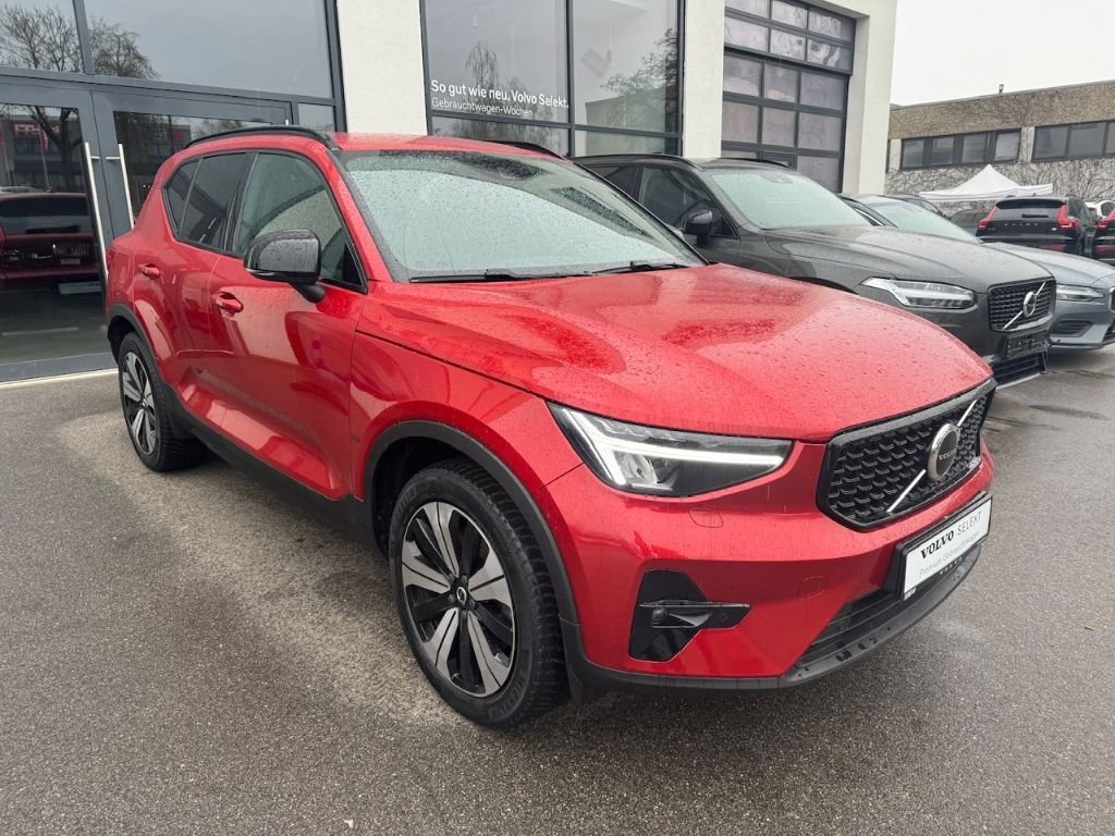 Volvo XC40 Plus Dark Recharge Plug-In Hybrid T4 Twin E