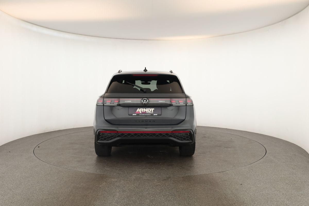 Volkswagen Tiguan 2.0 TSI DSG 4M R-Line IQ Pano Nav 360 AHK