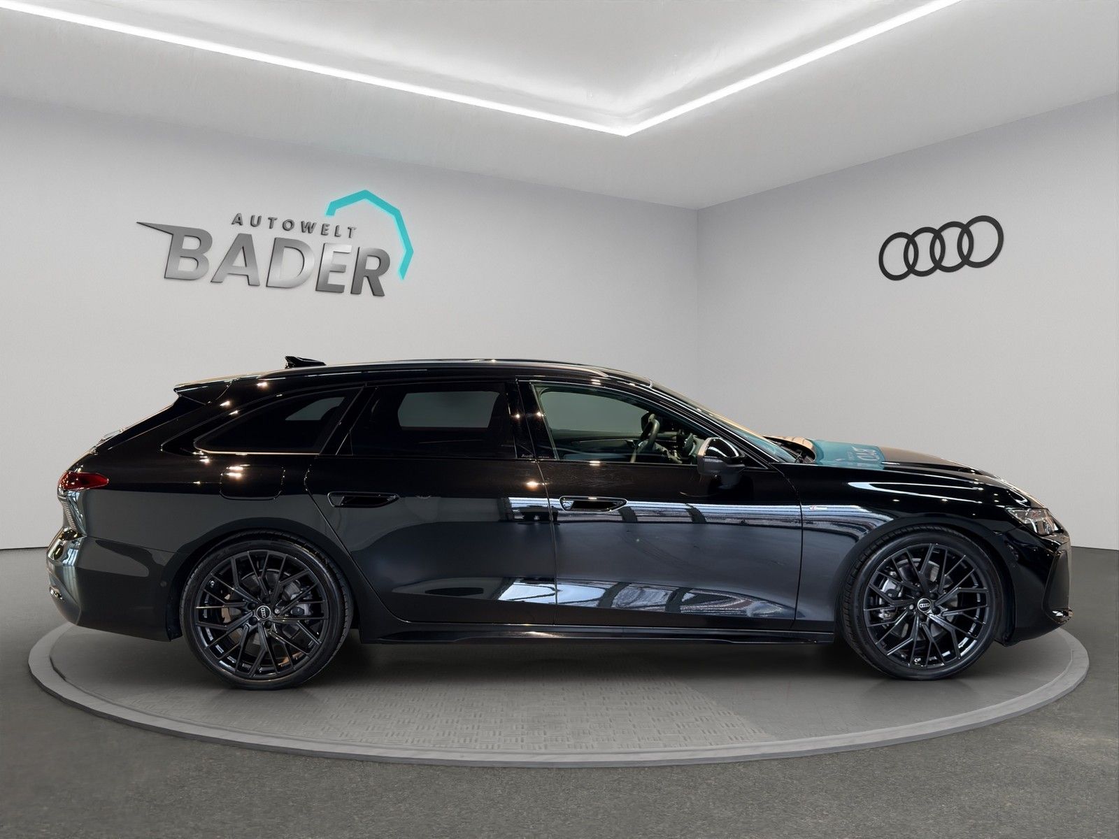 Audi A6 Avant 2.0 TDI qu. S Line Matrix AHK Pano edit