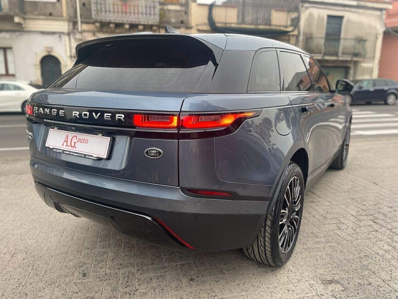 Range Rover Velar 2.0D - Samsaru's Car Outlet