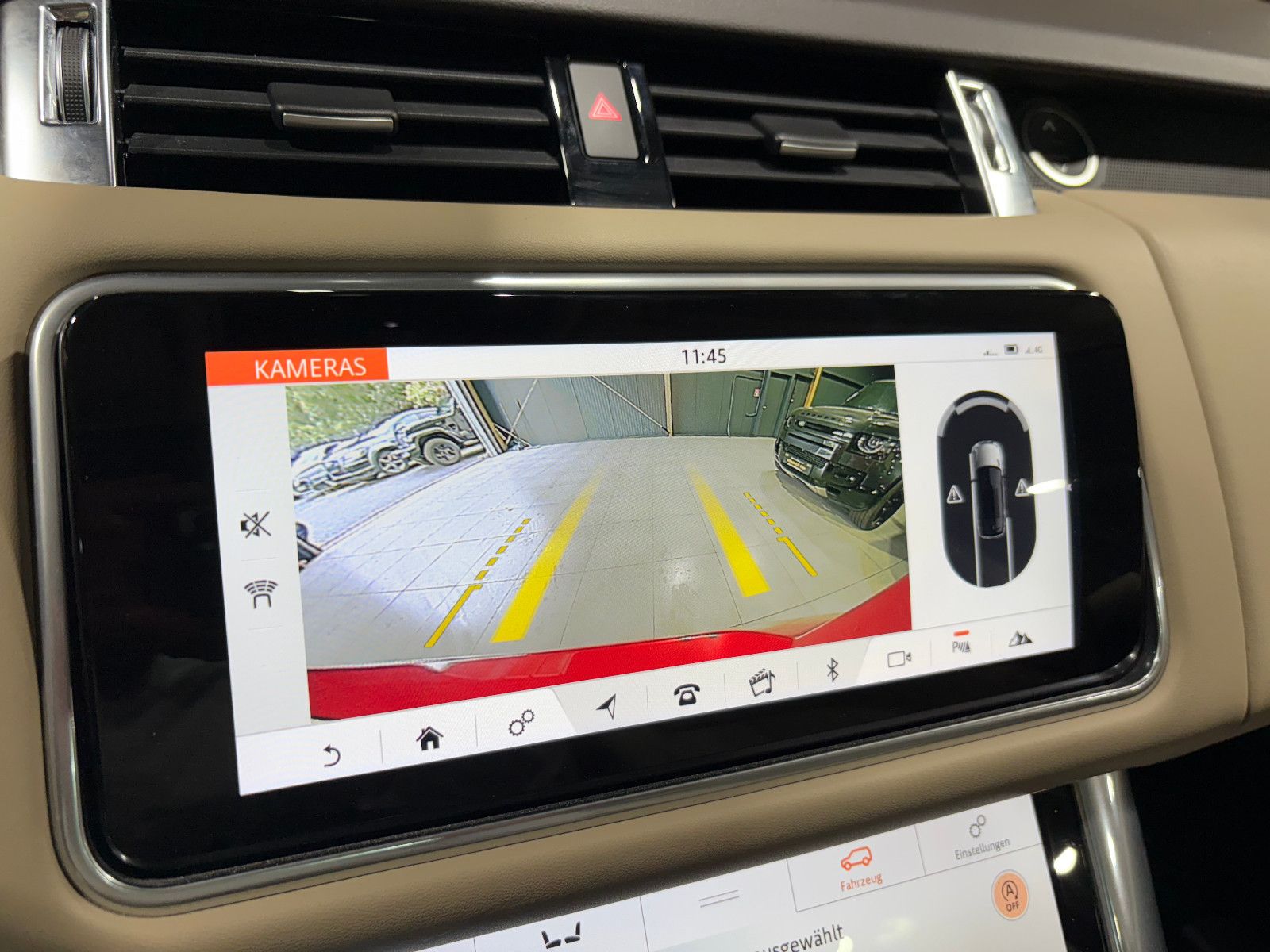 Range Rover Sport HSE Dynamic Hybrid - Samsaru's Car Outlet