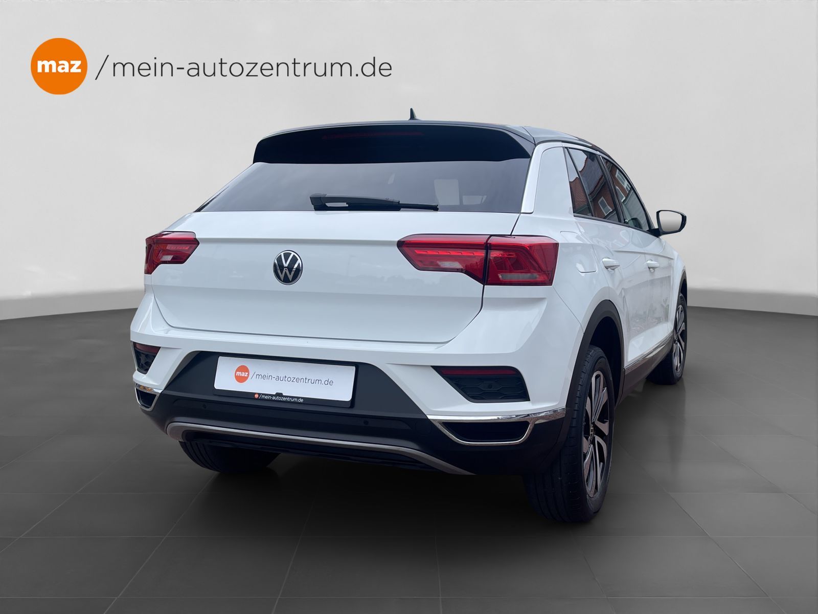 Volkswagen T-Roc 1.5 TSI Active - Samsaru's Car Outlet