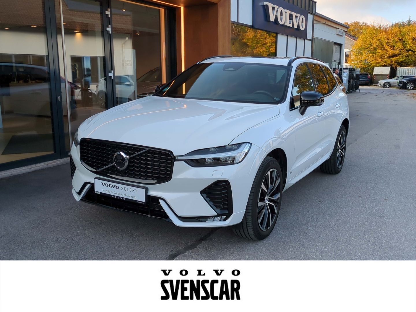 Volvo XC60 Ultimate Dark AWD HUD AHK Leder Digitales C