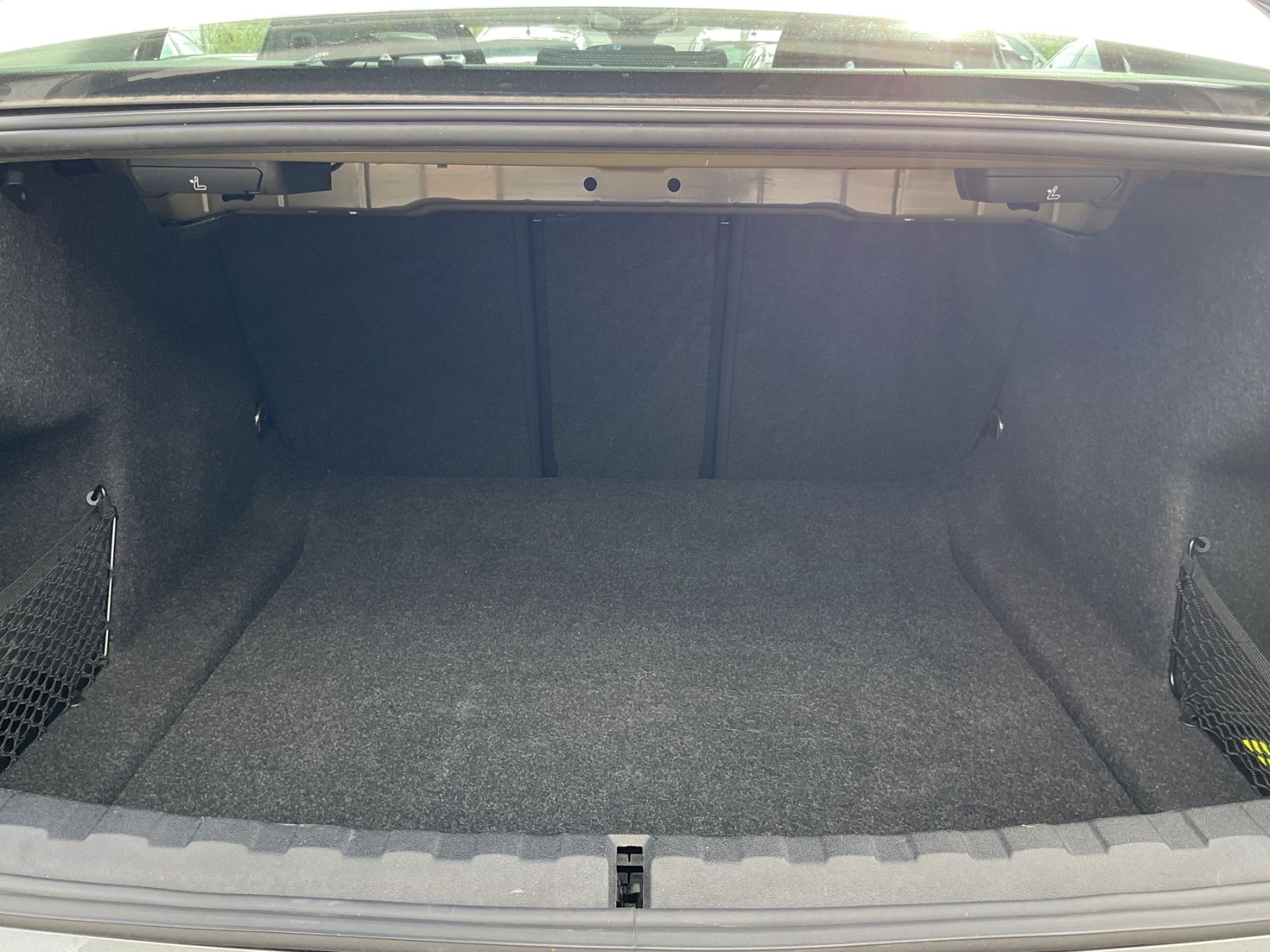 BMW 320d Lim. xDrive ACC HeadUp Lane Laserlicht ViCo