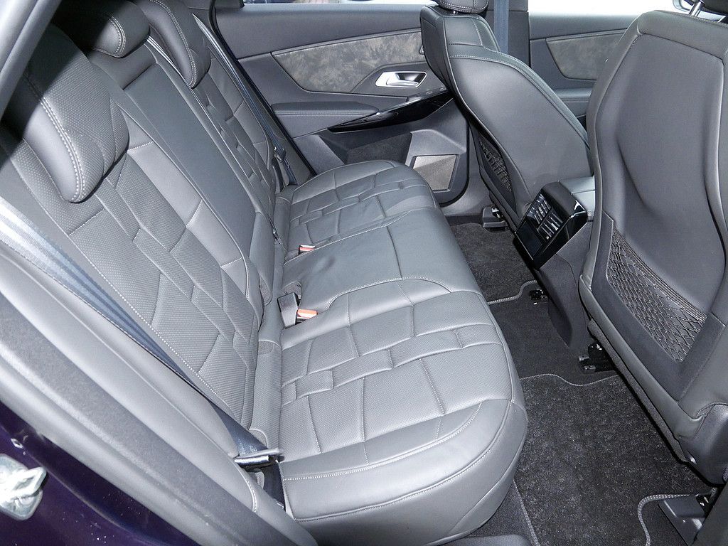 DS Automobiles DS 7 Crossback E-Tense Louvre 4x4 LED PANO 360°