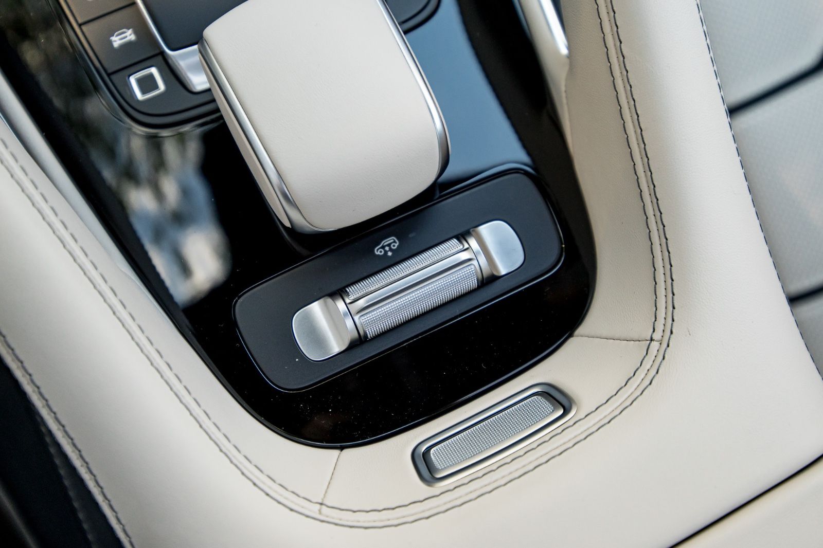 Mercedes-Benz GLE 53 AMG Alpine Grey - Bej Interior