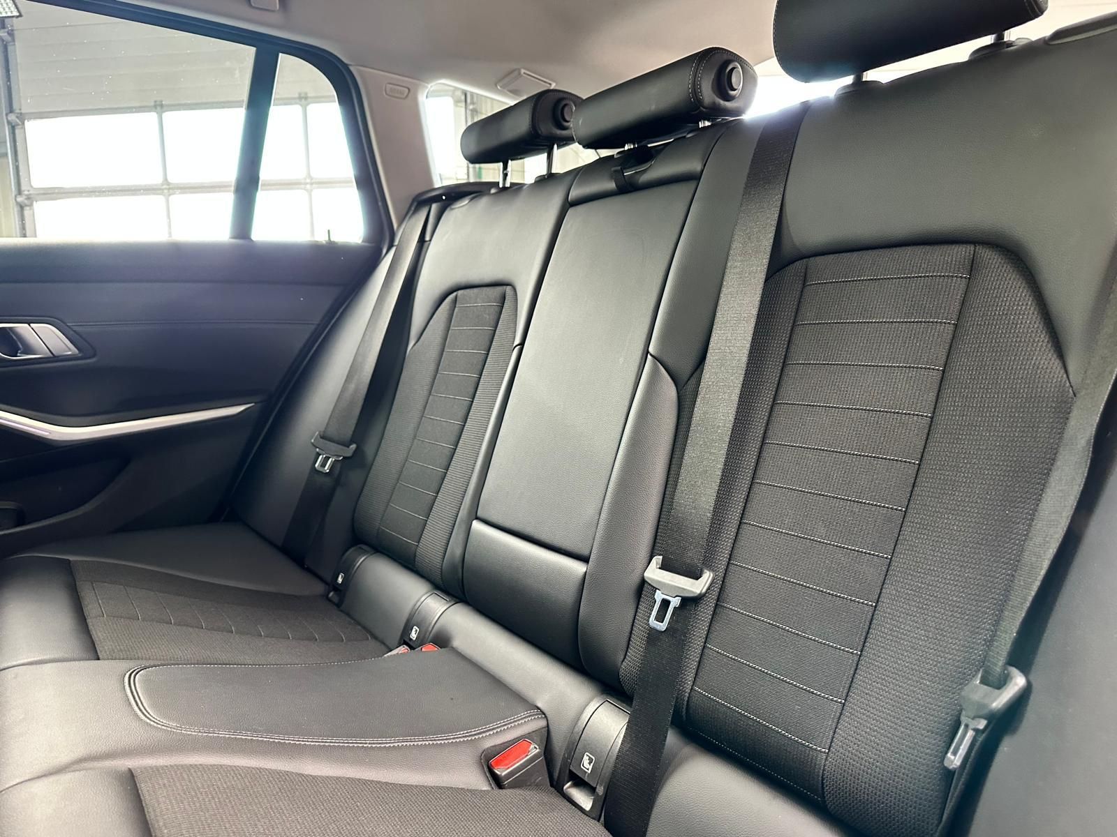 BMW 320d xDrive Touring Sport Line - Samsaru's Car Outlet