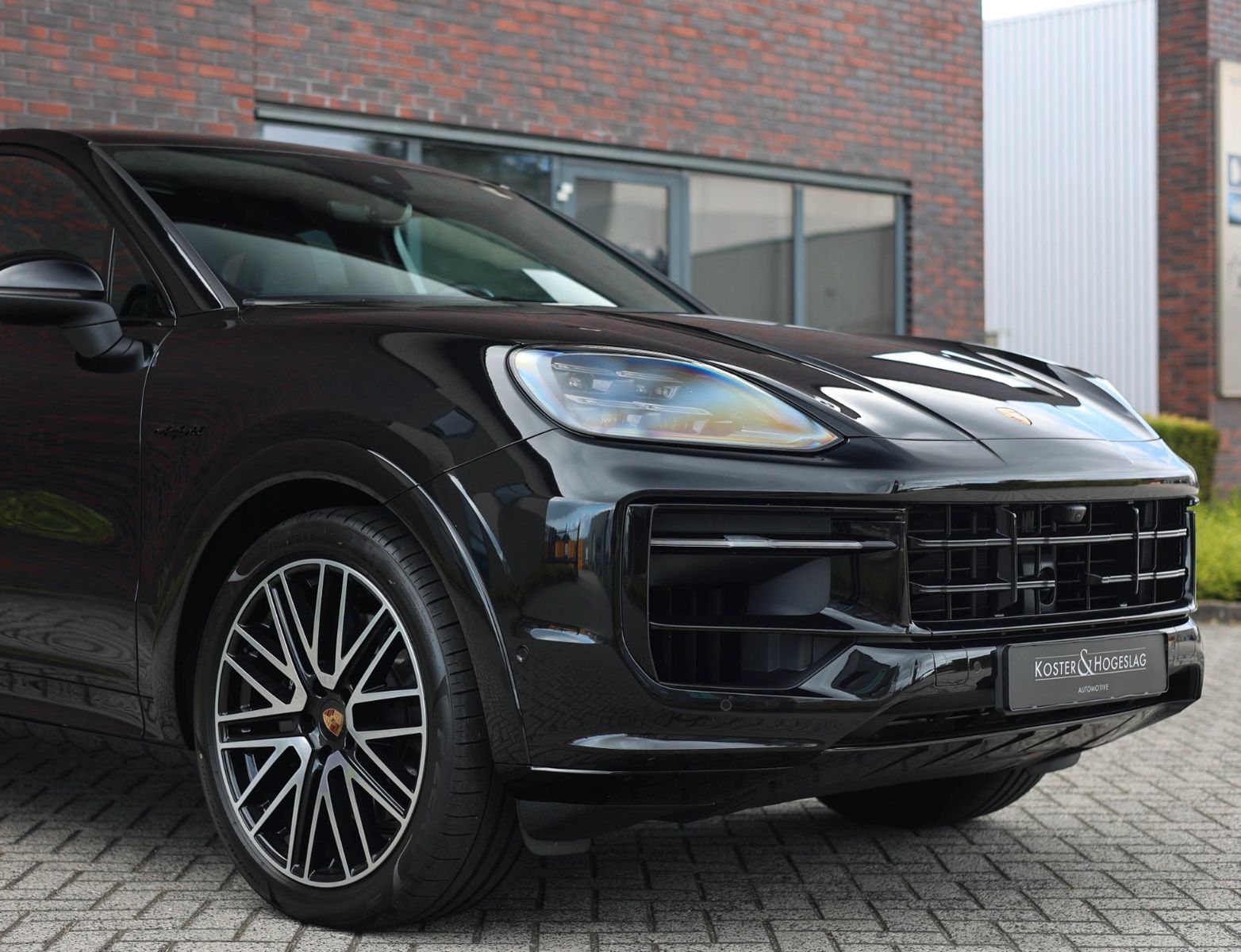 Porsche Cayenne Coupe E-Hybrid *Pano*AHK*Pas.display*