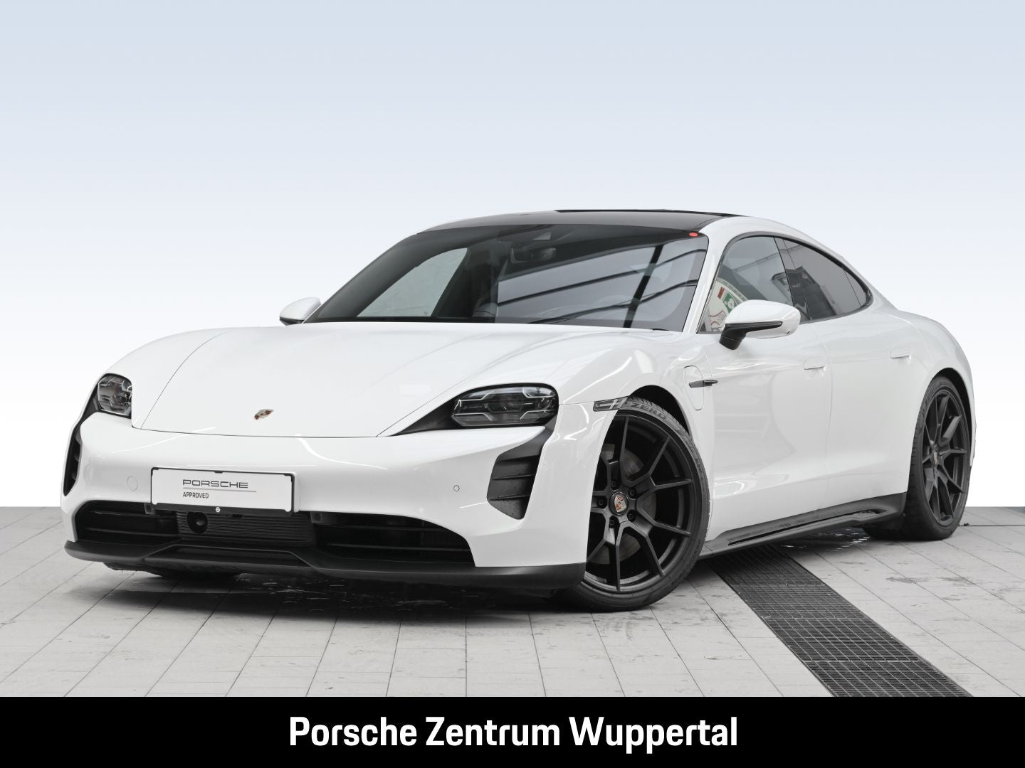 Porsche Taycan GTS InnoDrive Head-Up LED-Matrix BOSE