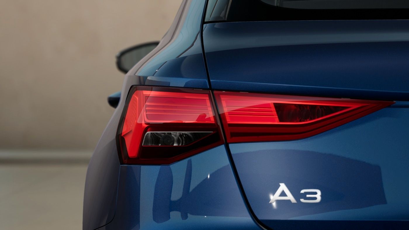 Audi A3 Sportback 35 TFSI advanced - Samsaru's Car Outlet