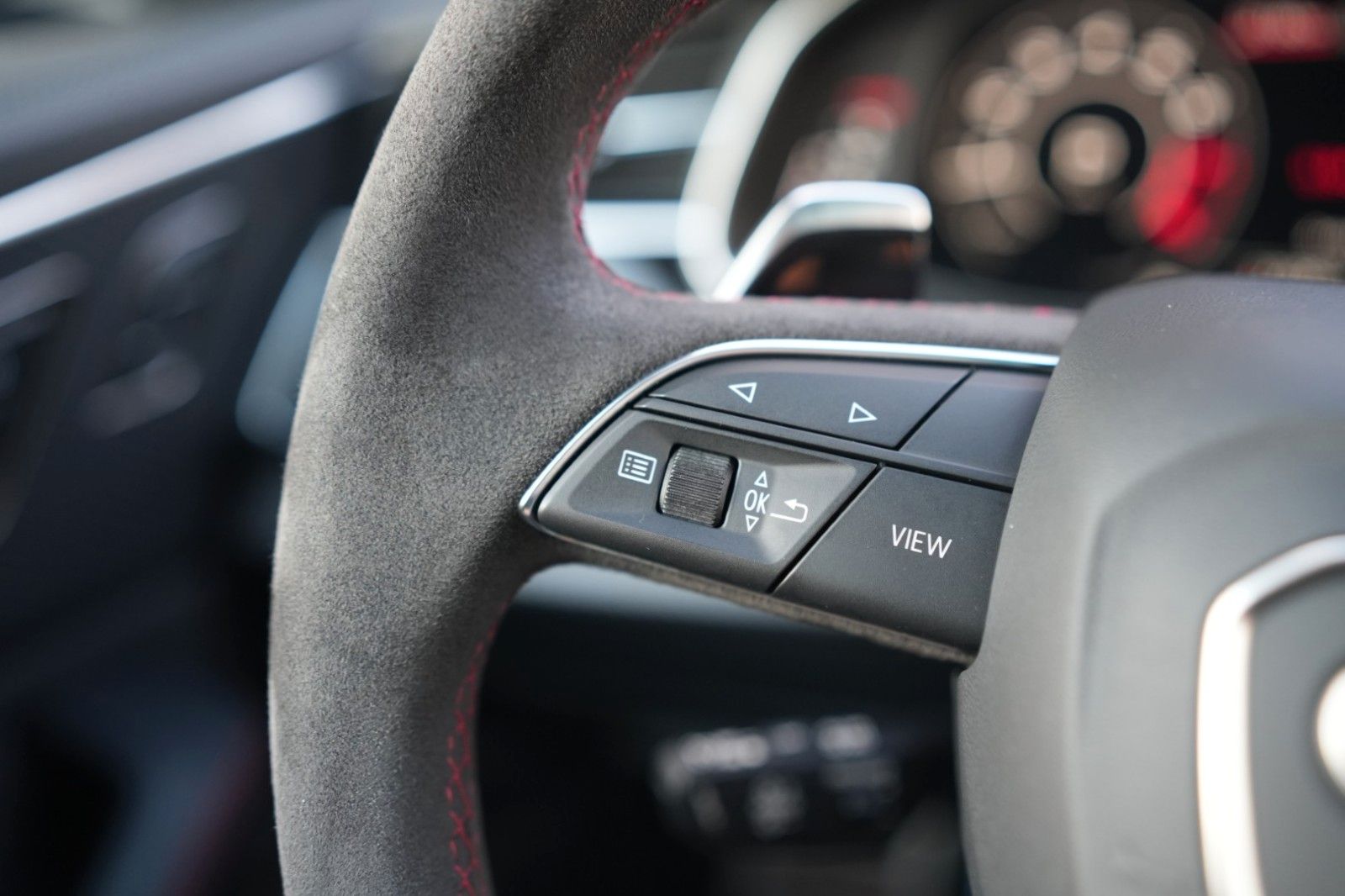 Audi RS Q8 4.0 TFSI quattro *23"*CARBON*EXCLUSIVE*B&O