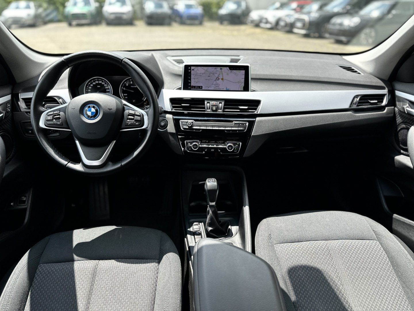 BMW X1 xDrive25e - Samsaru's Car Outlet