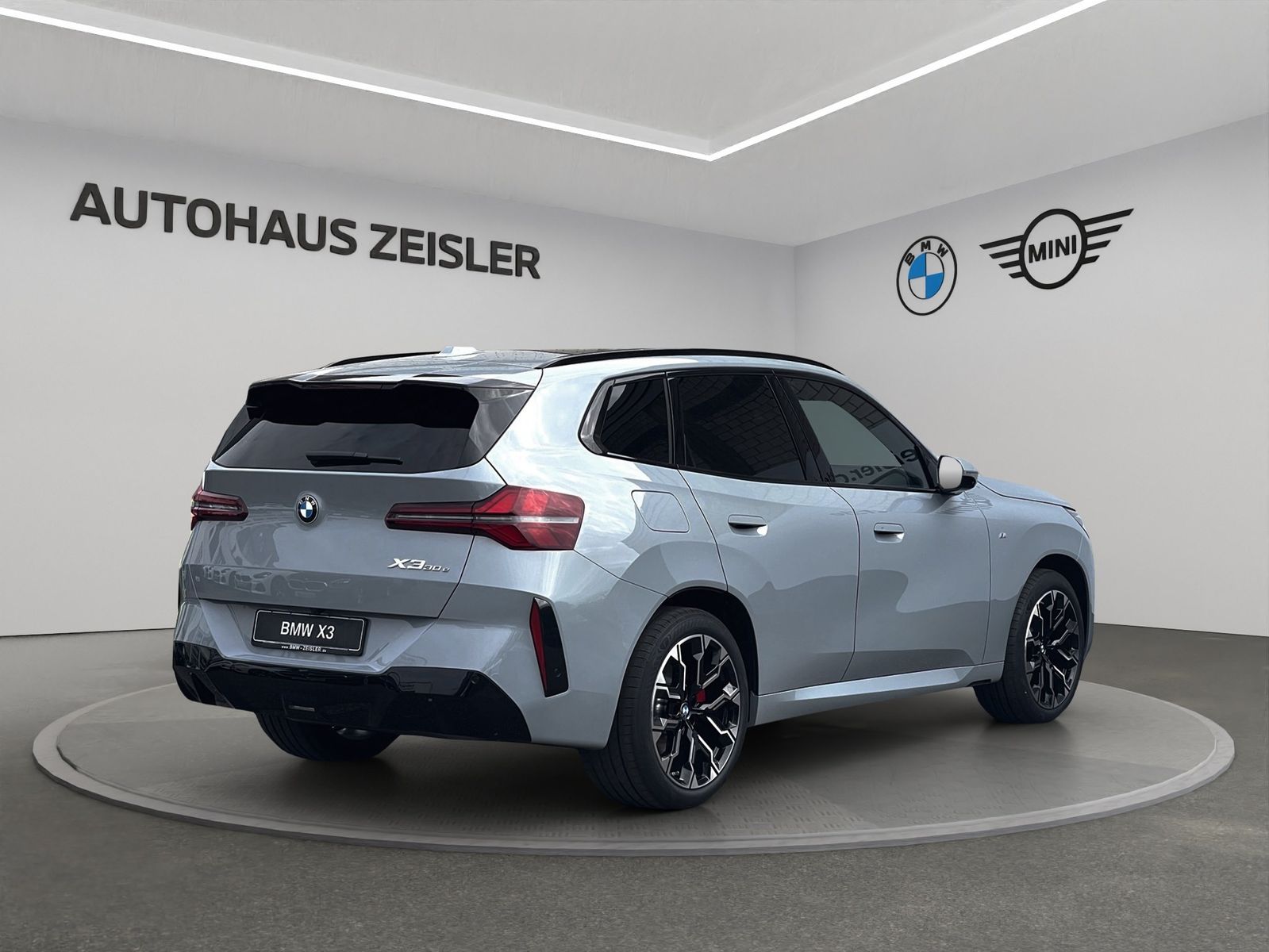 BMW X3 30e xDrive M Sport Pro 20"LM AHK Glasdach Sit