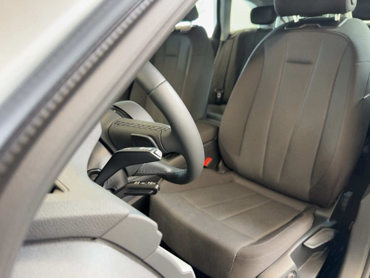 Audi A4 Avant 35 TFSI - Samsaru's Car Outlet
