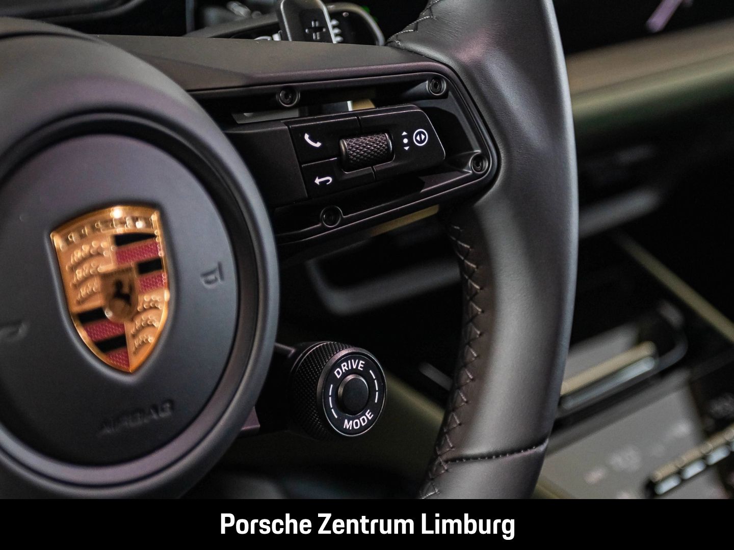 Porsche Cayenne E-Hybrid Coupe Black Edition Burmester