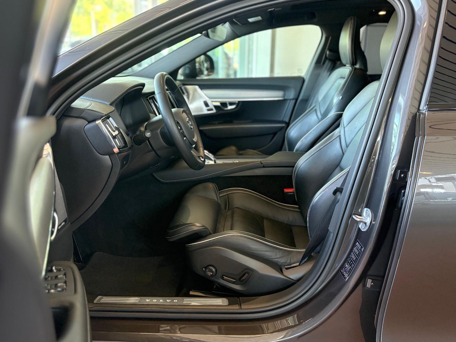Volvo V90 Cross Country Ultimate AWD B5 HEICO