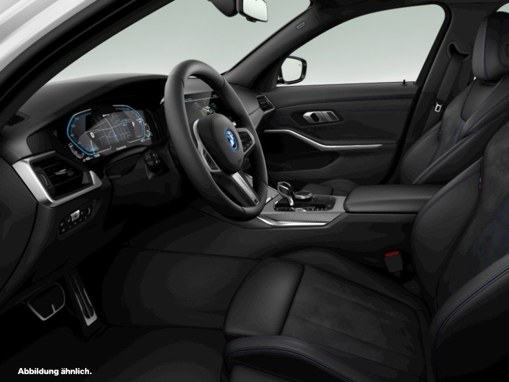 BMW 330e Touring M Sport - Samsaru's Car Outlet