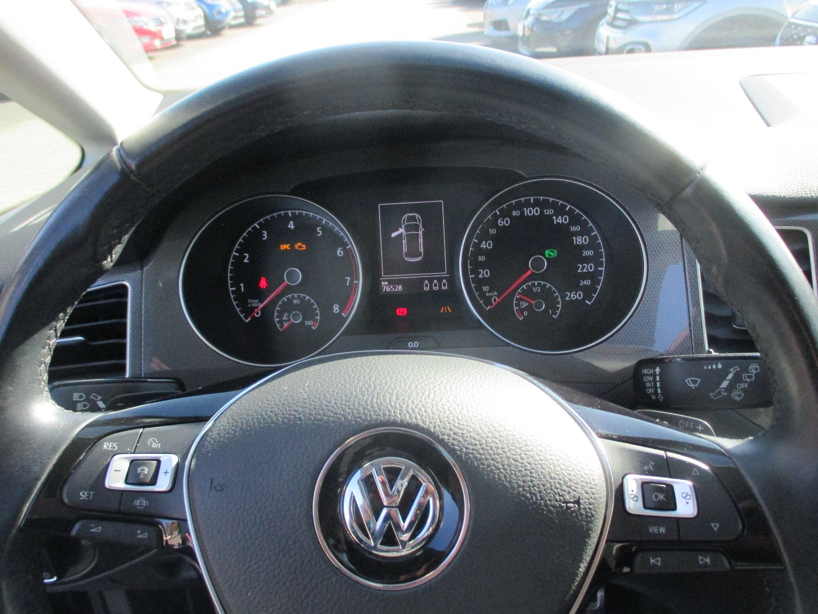 Volkswagen Golf Sportsvan 1.5 TSI DSG - Samsaru's Car Outlet