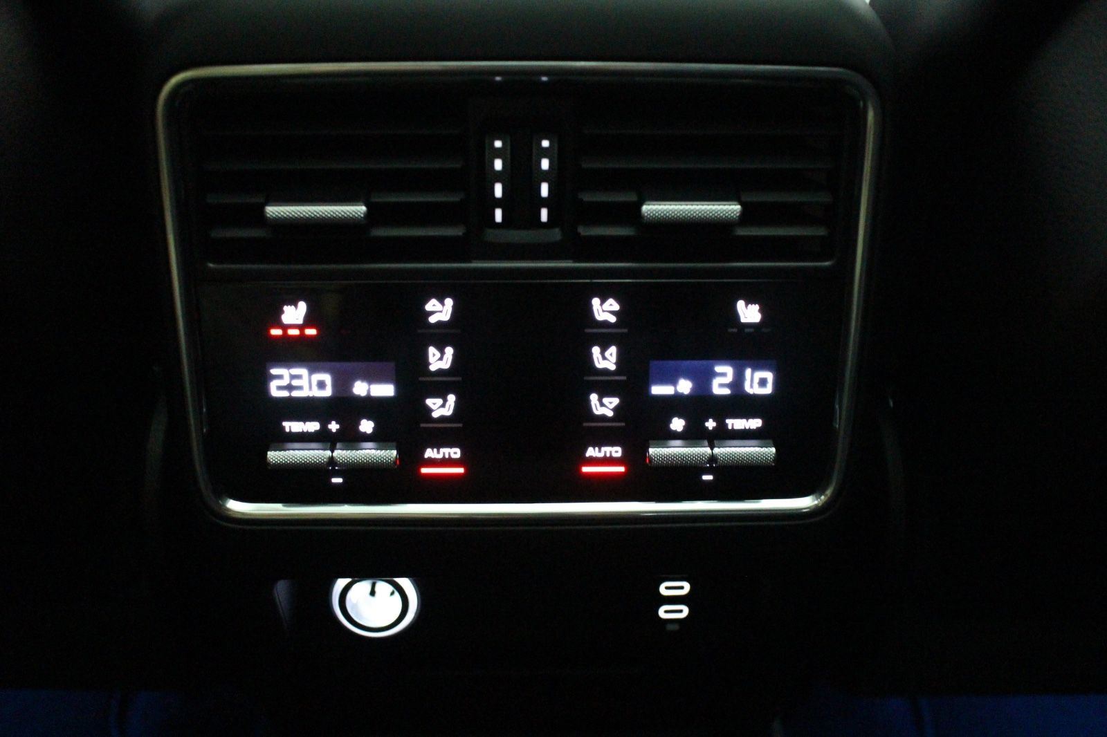 Porsche Cayenne Coupe GTS InnoDrive HeadUp Softclose
