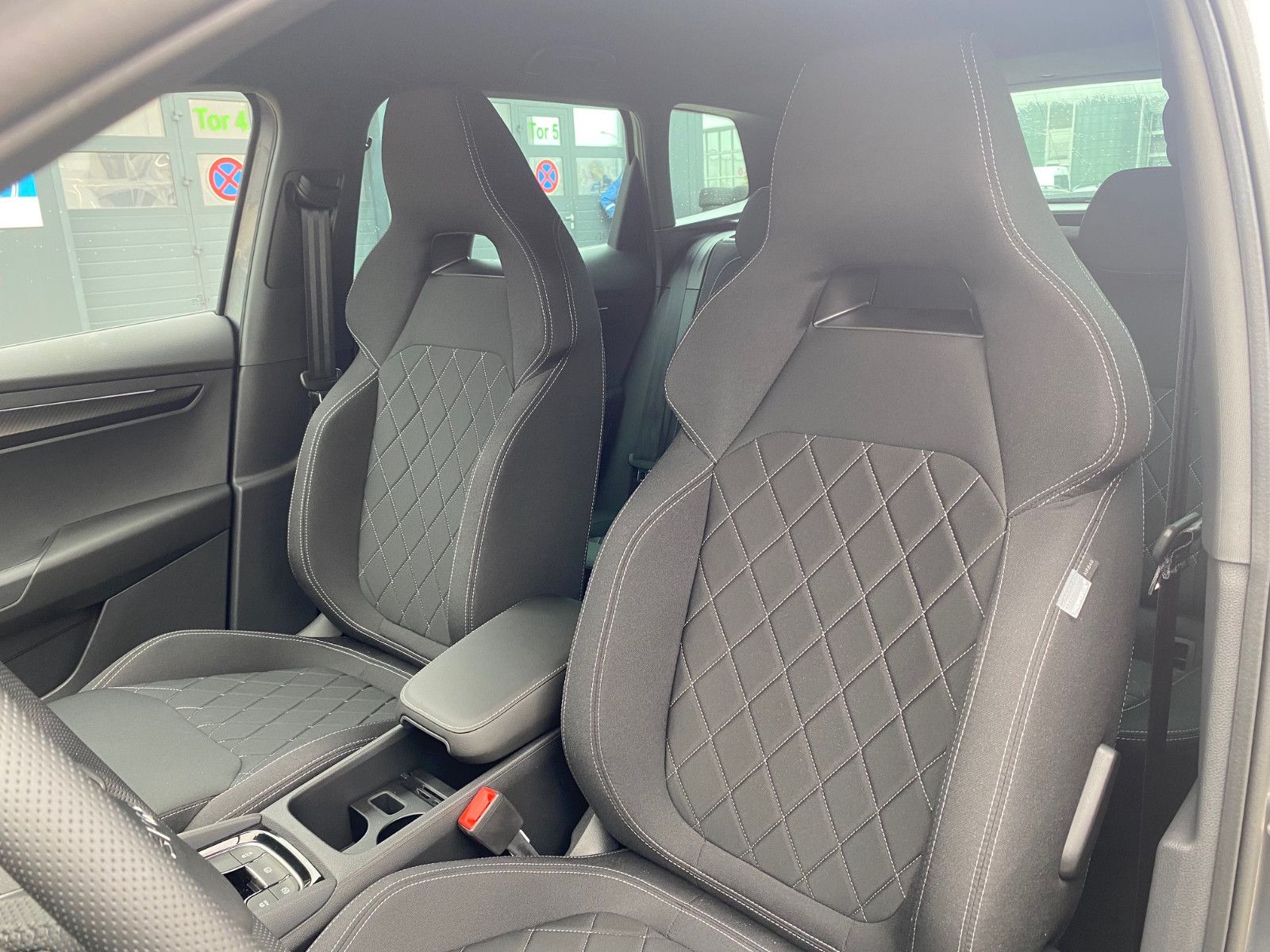 Skoda Karoq 2.0l TDI DSG Sportline