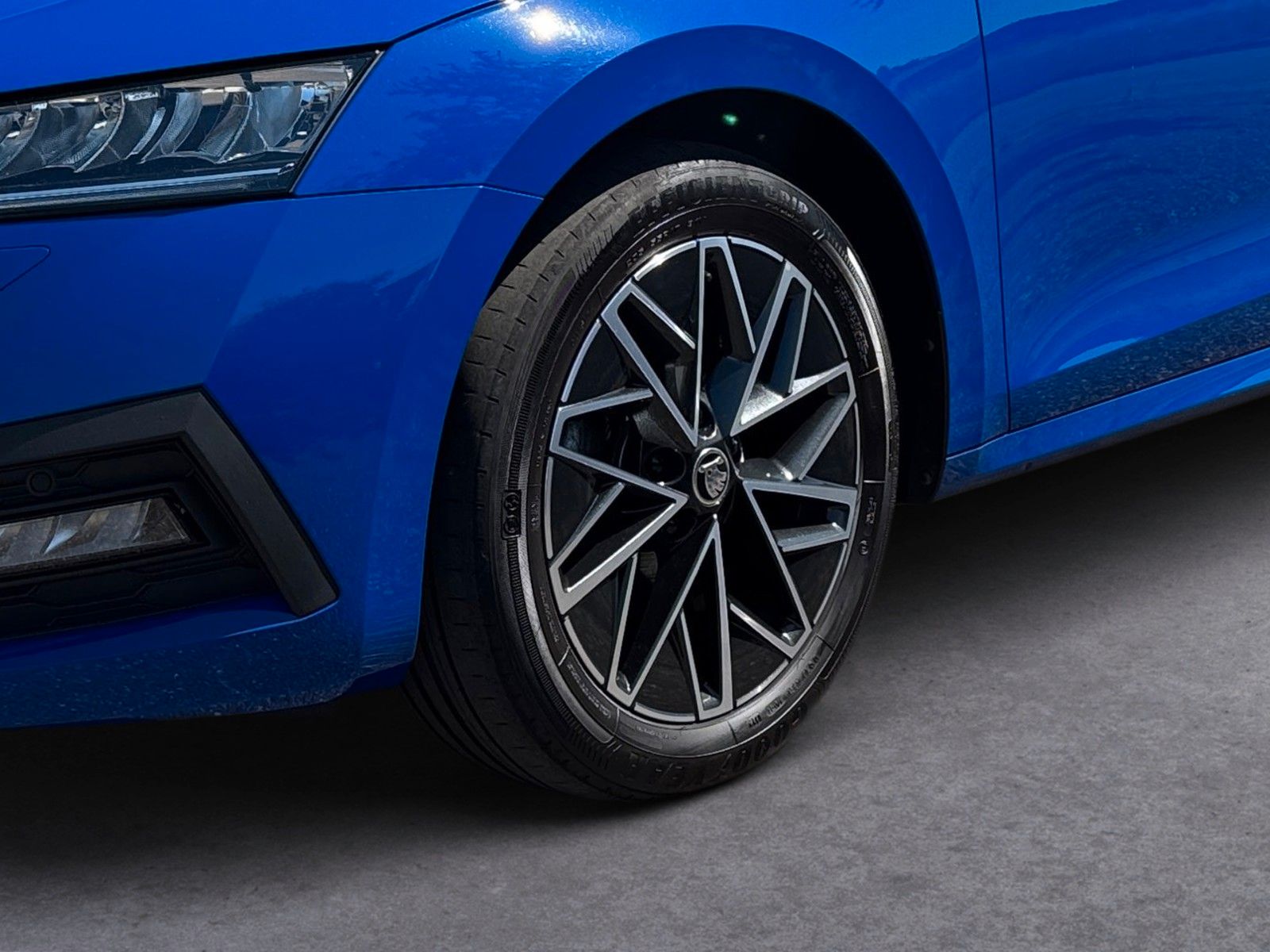 Skoda Octavia Combi Ambition 1.0 eTSI - Samsaru's Car Outlet