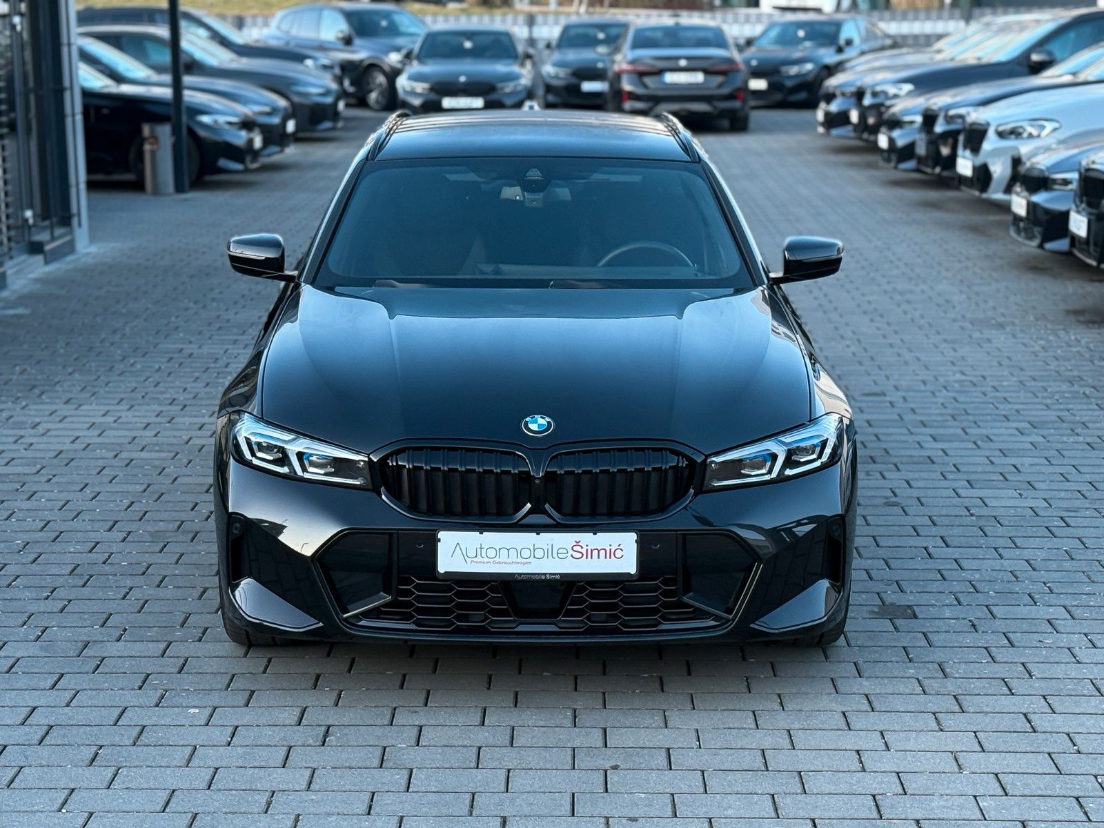 BMW 320i M Sport 18" HuD AHK ACC 360° LED+