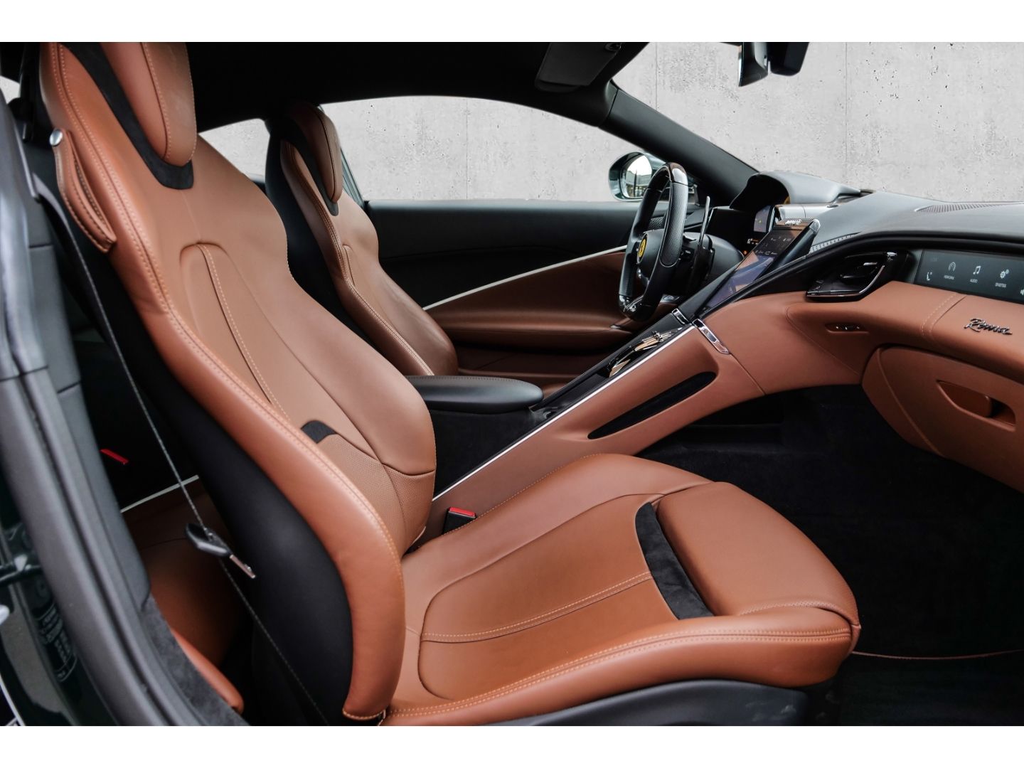 Ferrari Roma - Samsaru's Car Outlet