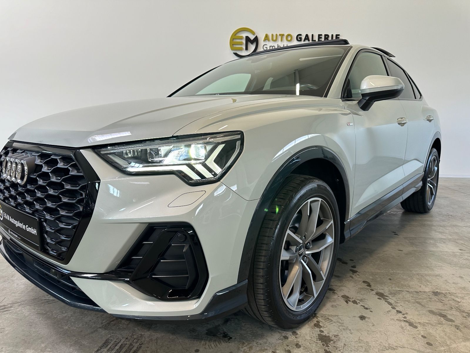 Audi Q3 Sportback 45 TFSI quattro S line - Samsaru's Car Outlet