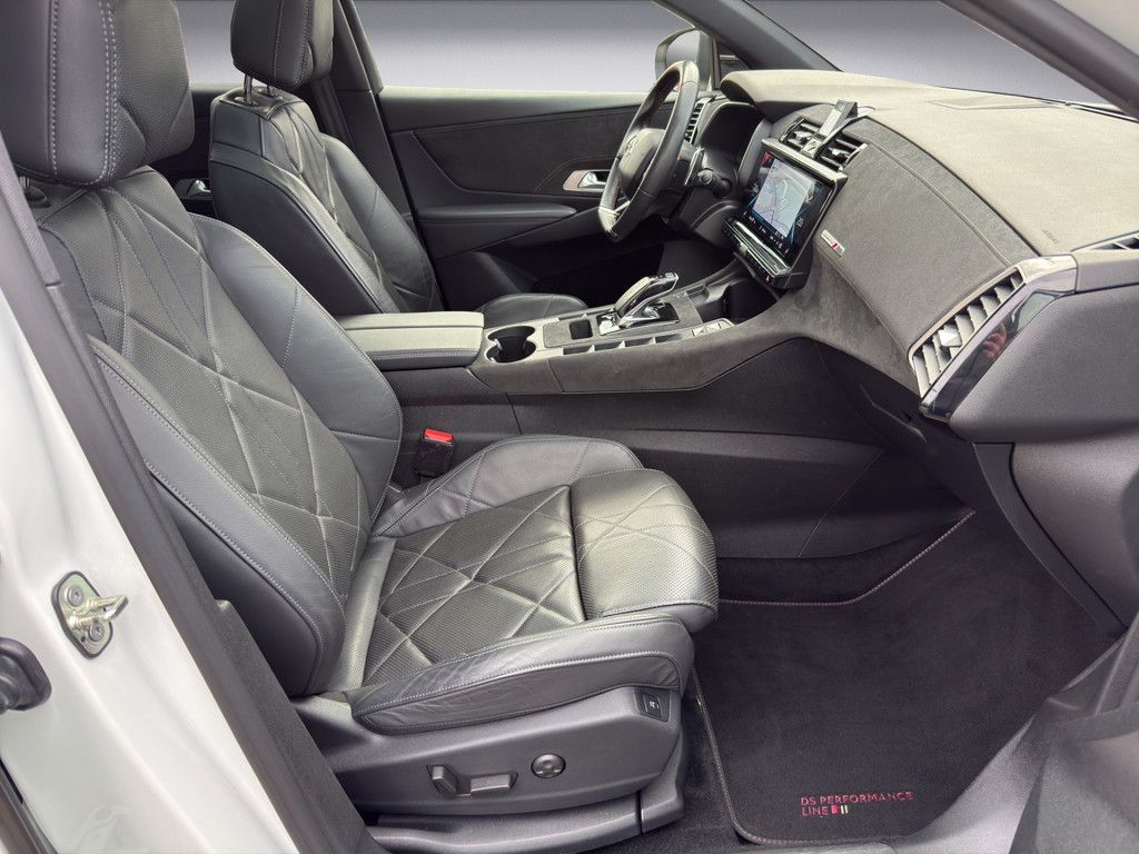 DS Automobiles DS 7 Crossback E-Tense 300 4x4 Perform. Line