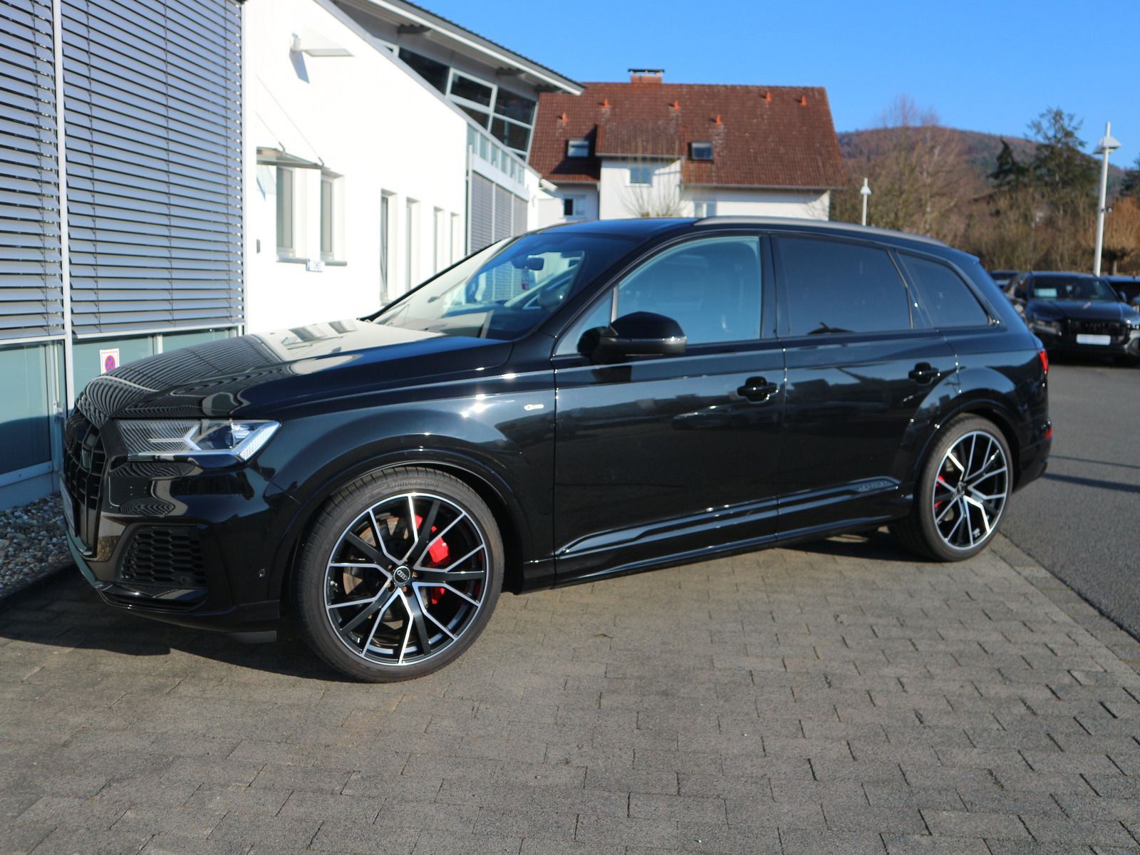 Audi Q7 S line 55 TFSI quattro 7-SITZER*AHK*PANO*STHZ