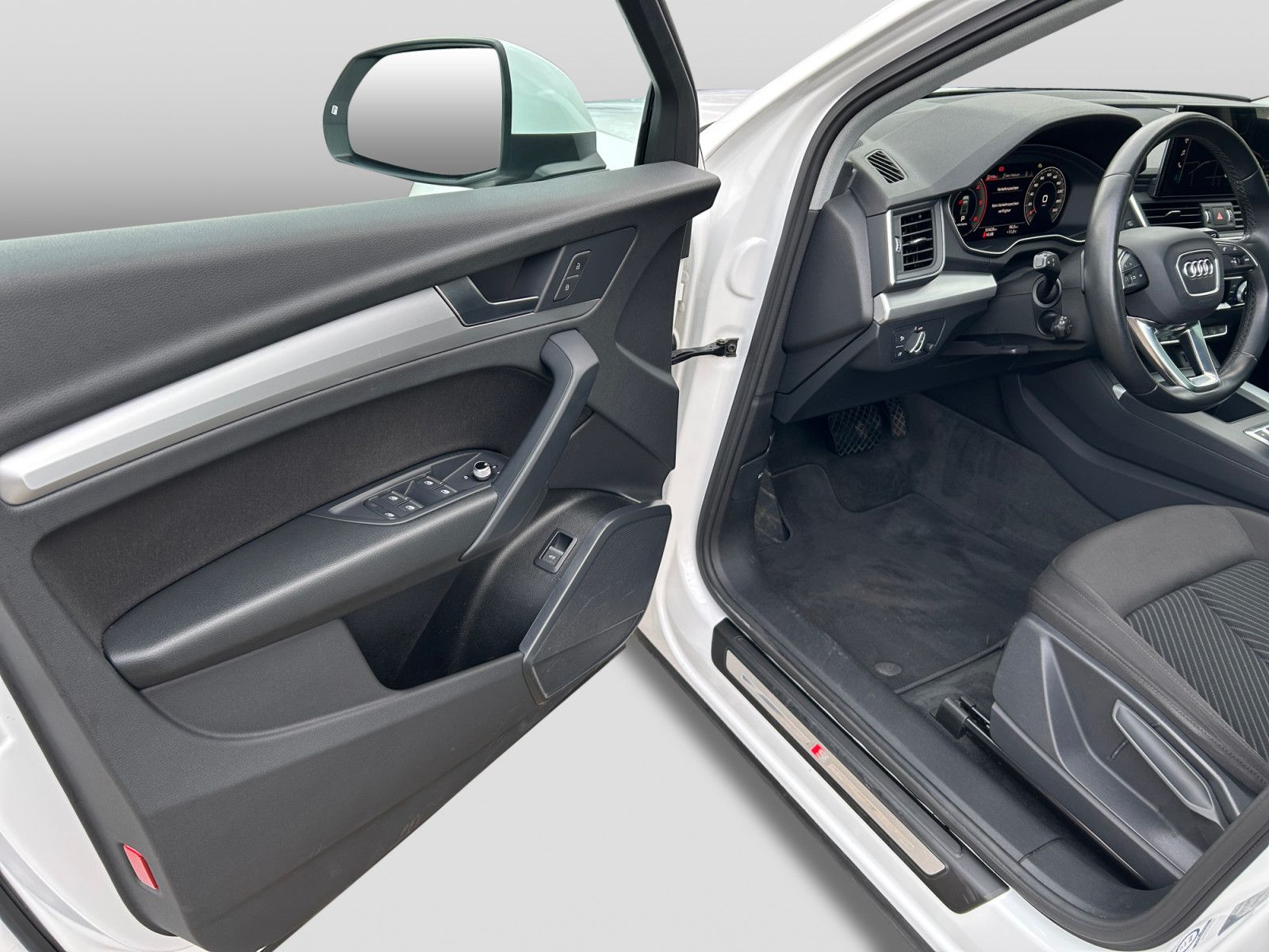 Audi Q5 50Sportback 3.0TDIquattro S line NAV AHK PANO