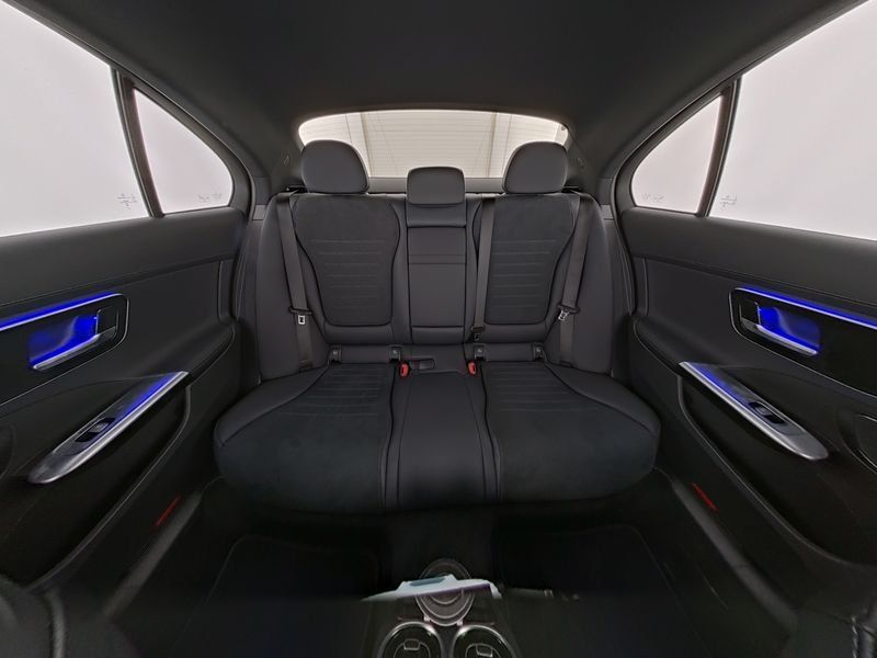 Mercedes-Benz C 200 AMG Adv. - Samsaru's Car Outlet