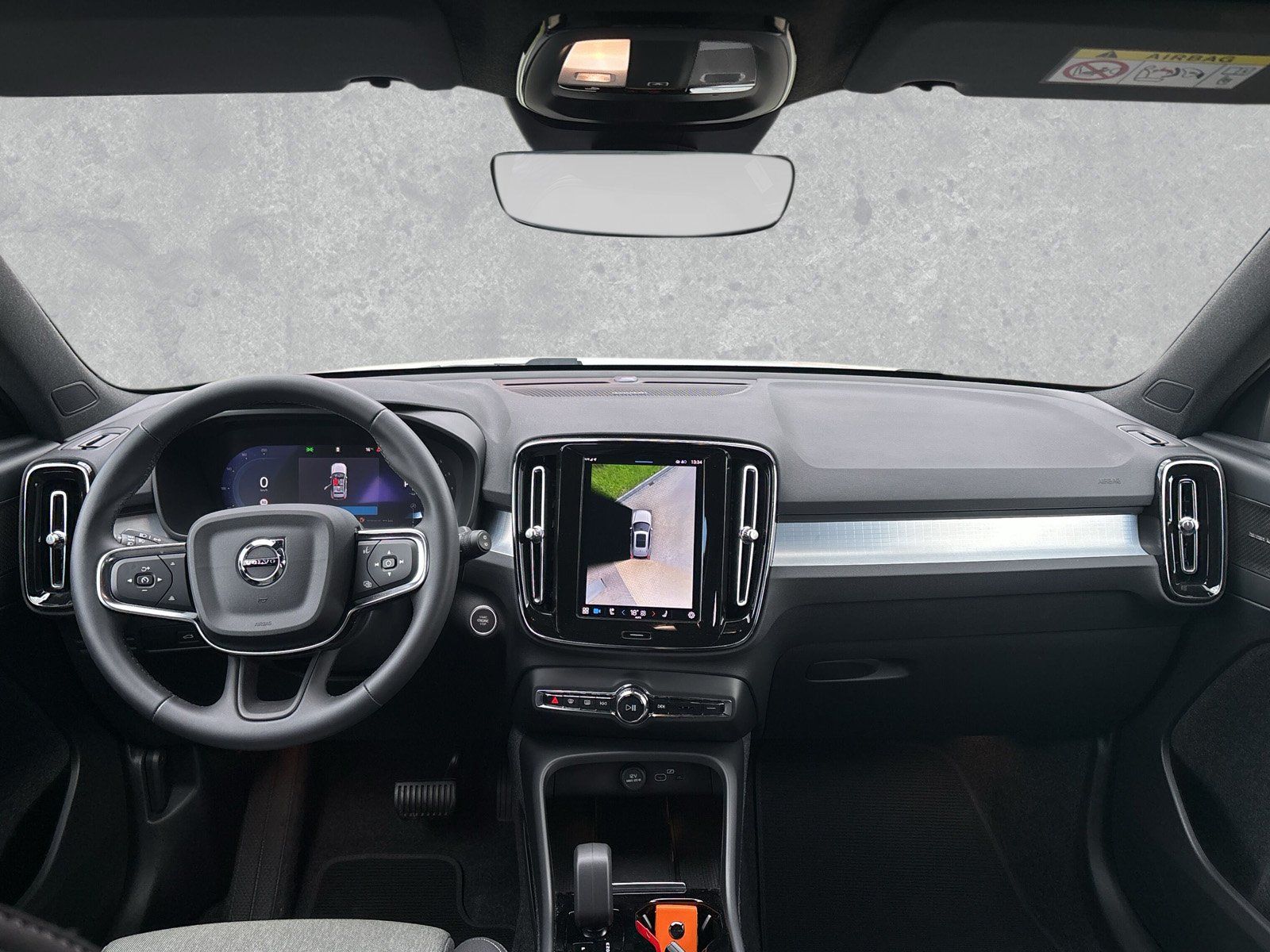 Volvo XC40 Plus B4 Mild-Hybrid Dark AHK BusinessP. LED