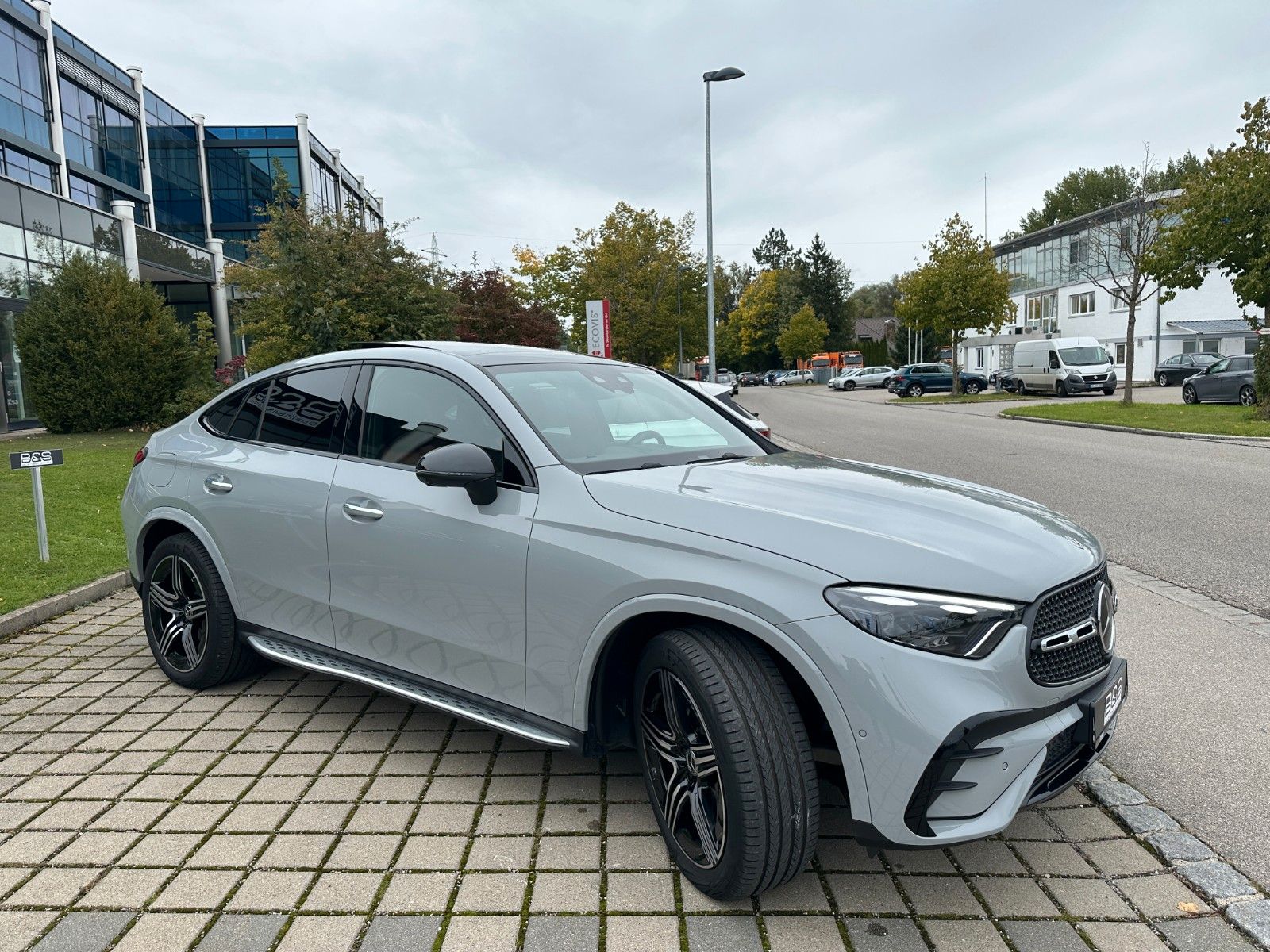 Mercedes-Benz GLC 300d Coupe 4Matic DISTR,HUD,PANO,BURM,AHK...