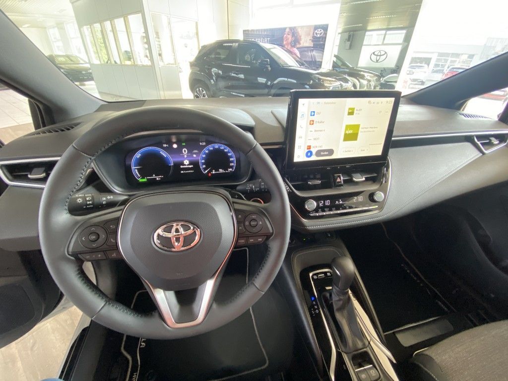 Toyota Corolla 2.0 Hybrid Touring Sports Teamplayer