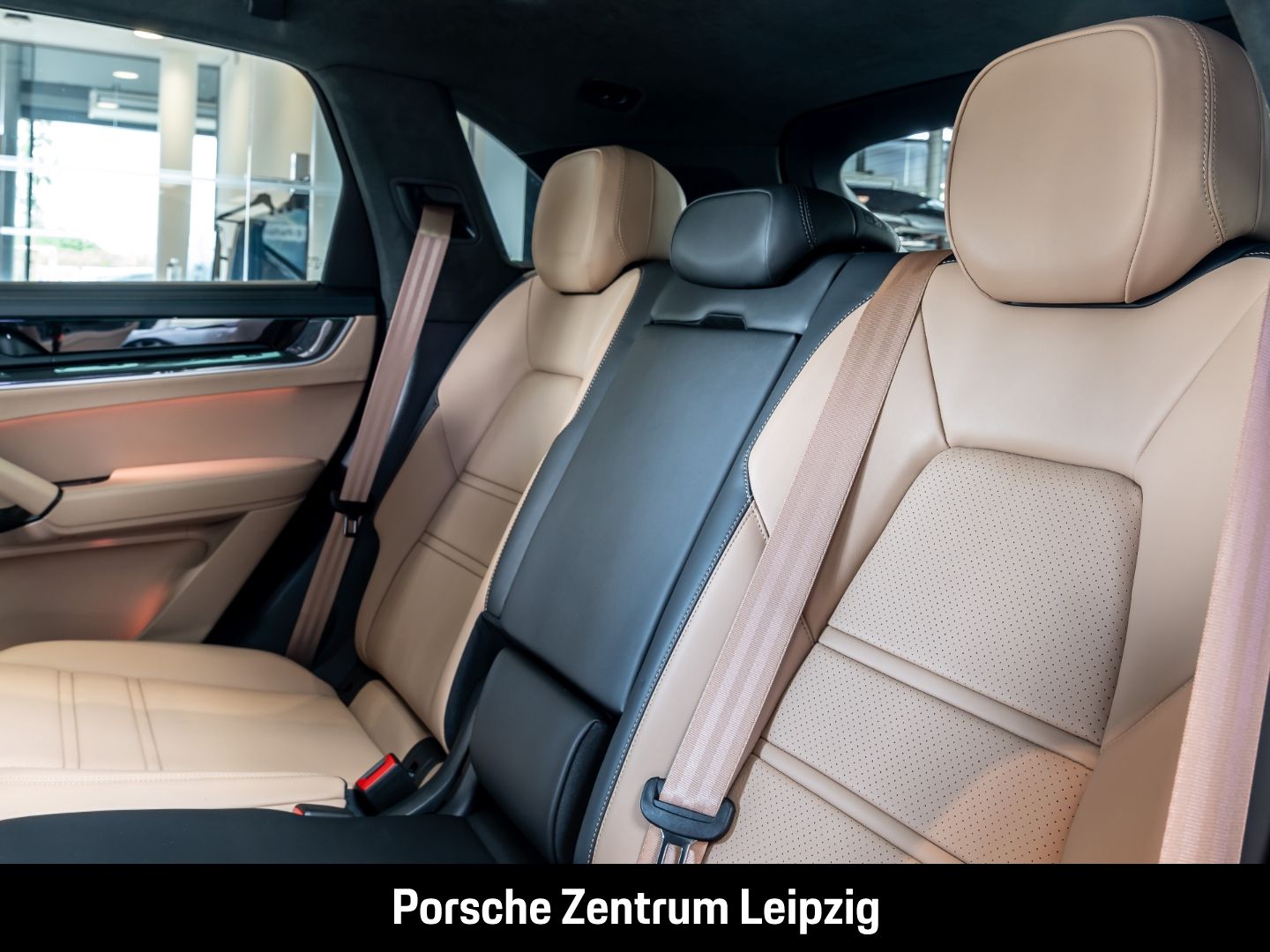 Porsche Cayenne S SportDesign PDCC HeadUp Sitzlüftung AH