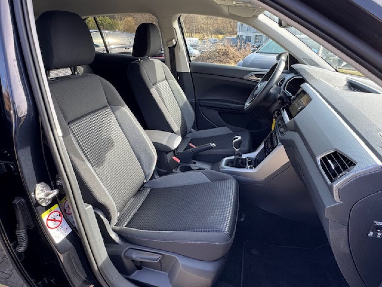 Volkswagen T-Cross Active 1.0 TSI - Samsaru's Car Outlet