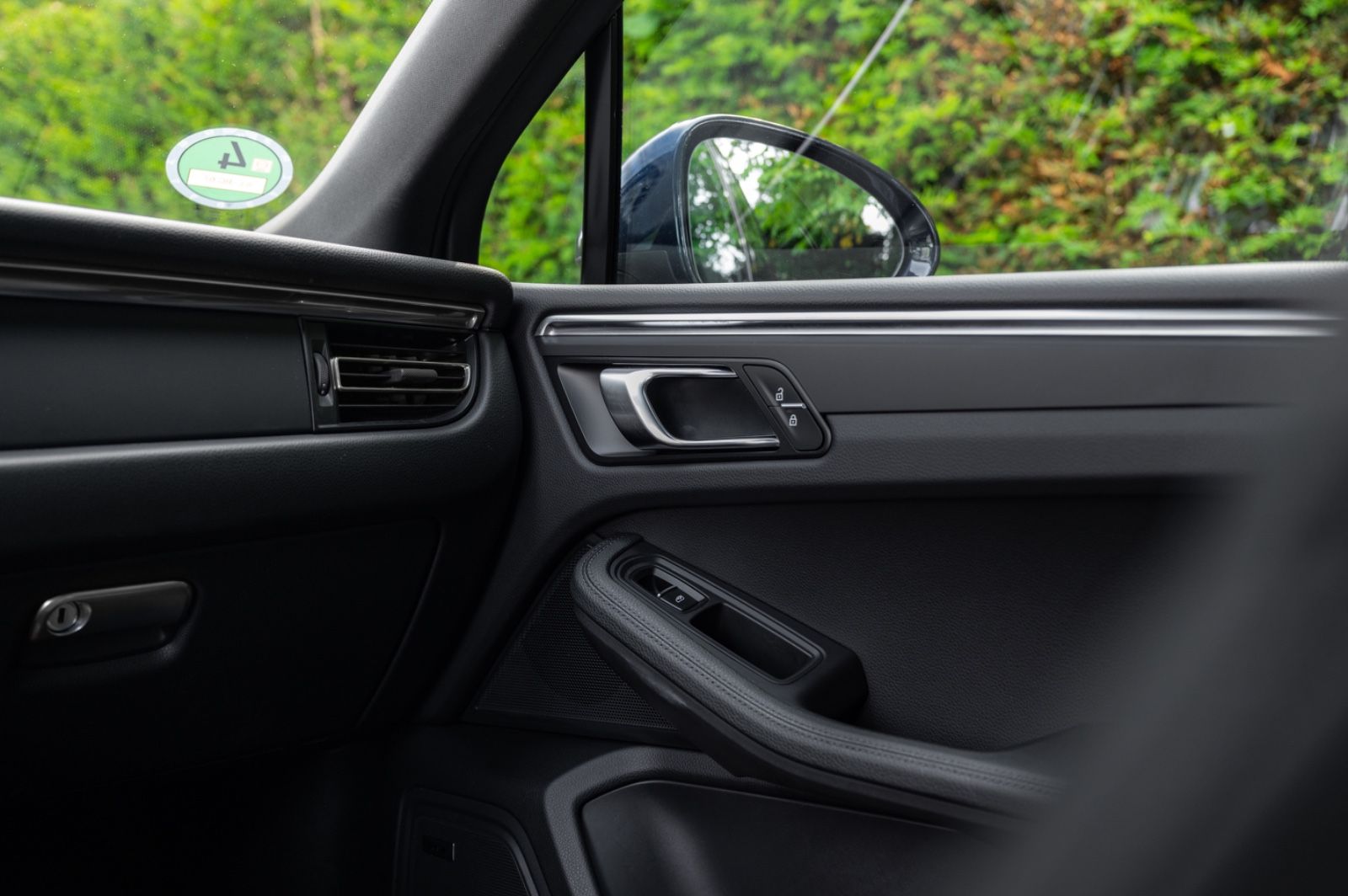 Porsche Macan 245PS - Samsaru's Car Outlet