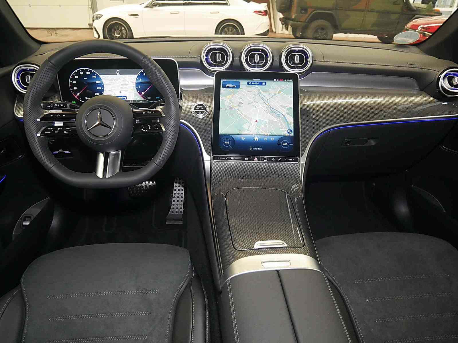 Mercedes-Benz GLC 300 4MATIC AMG MBUX Night Ambiente LED Pano