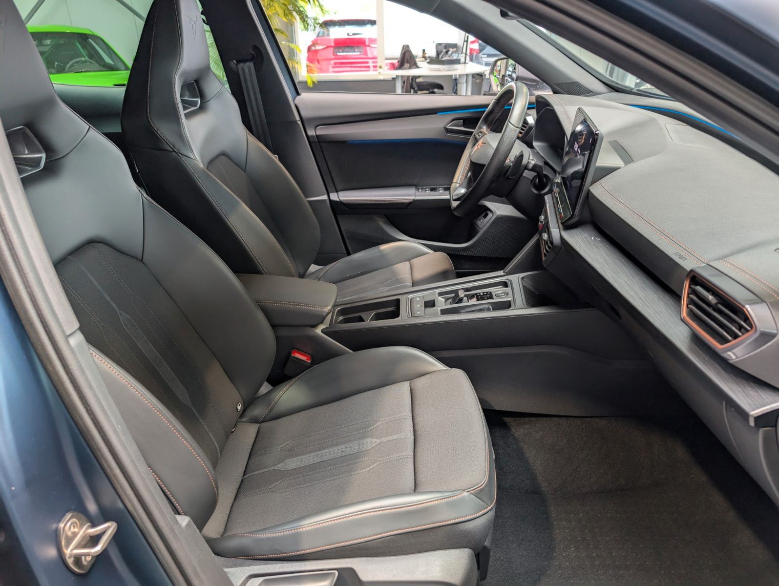 Cupra Formentor VZ 2.0 TSI 4Drive DSG Kamera AHK Navi