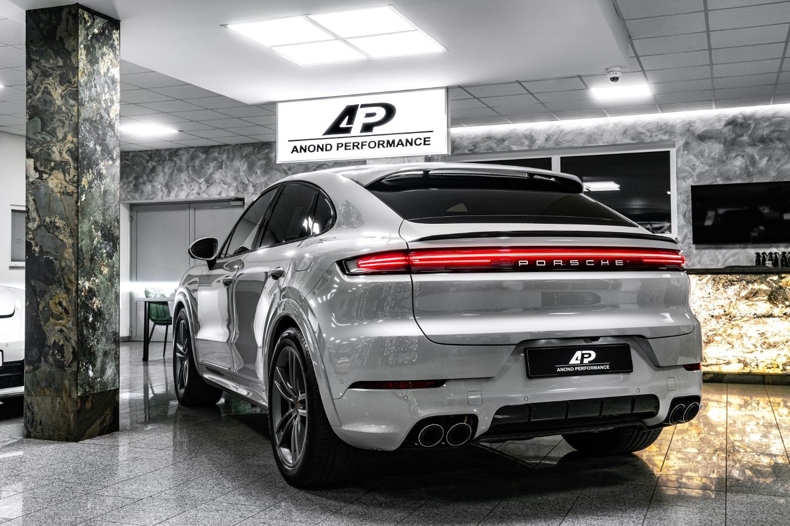 Porsche Cyenne E-Hybrid Coupe HUD/BOSE/TV/CHRONO/SPORT/