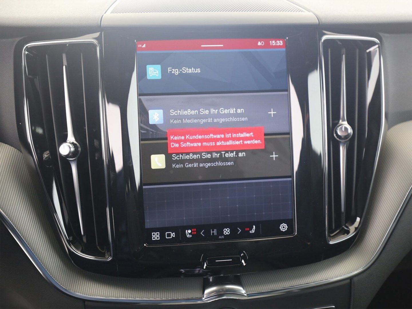 Volvo XC60 T6 Plus AWD - Samsaru's Car Outlet