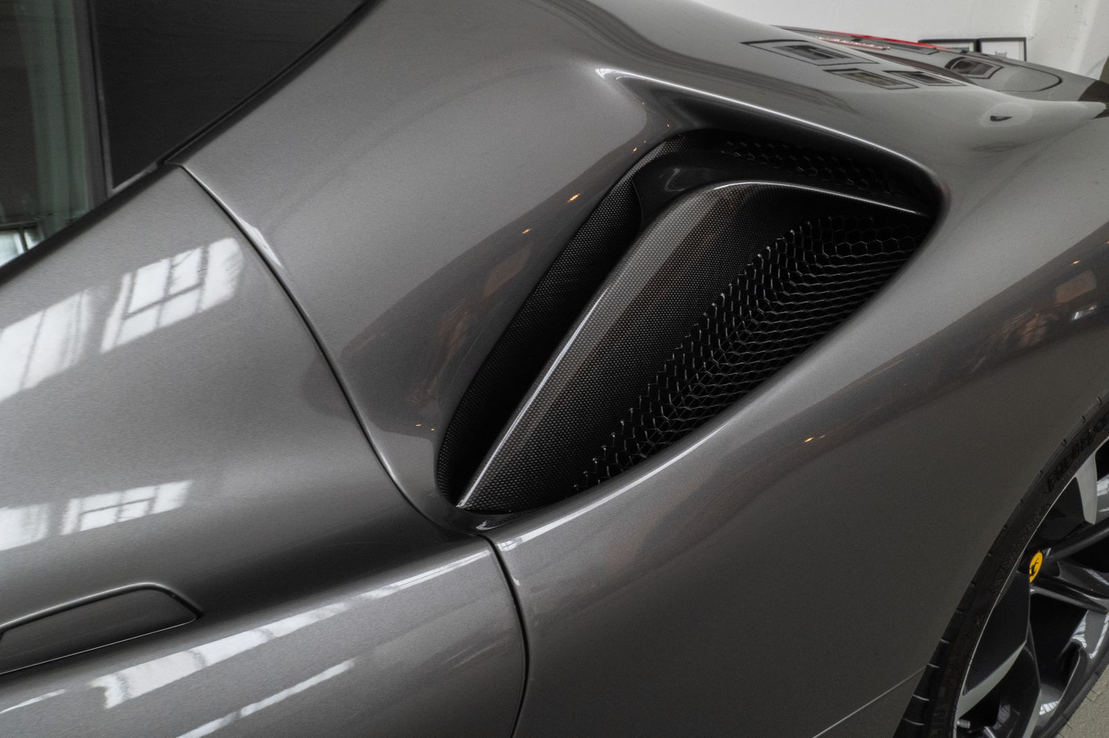 Ferrari SF90 I CarbFull Pack I ADAS I Lift I warranty