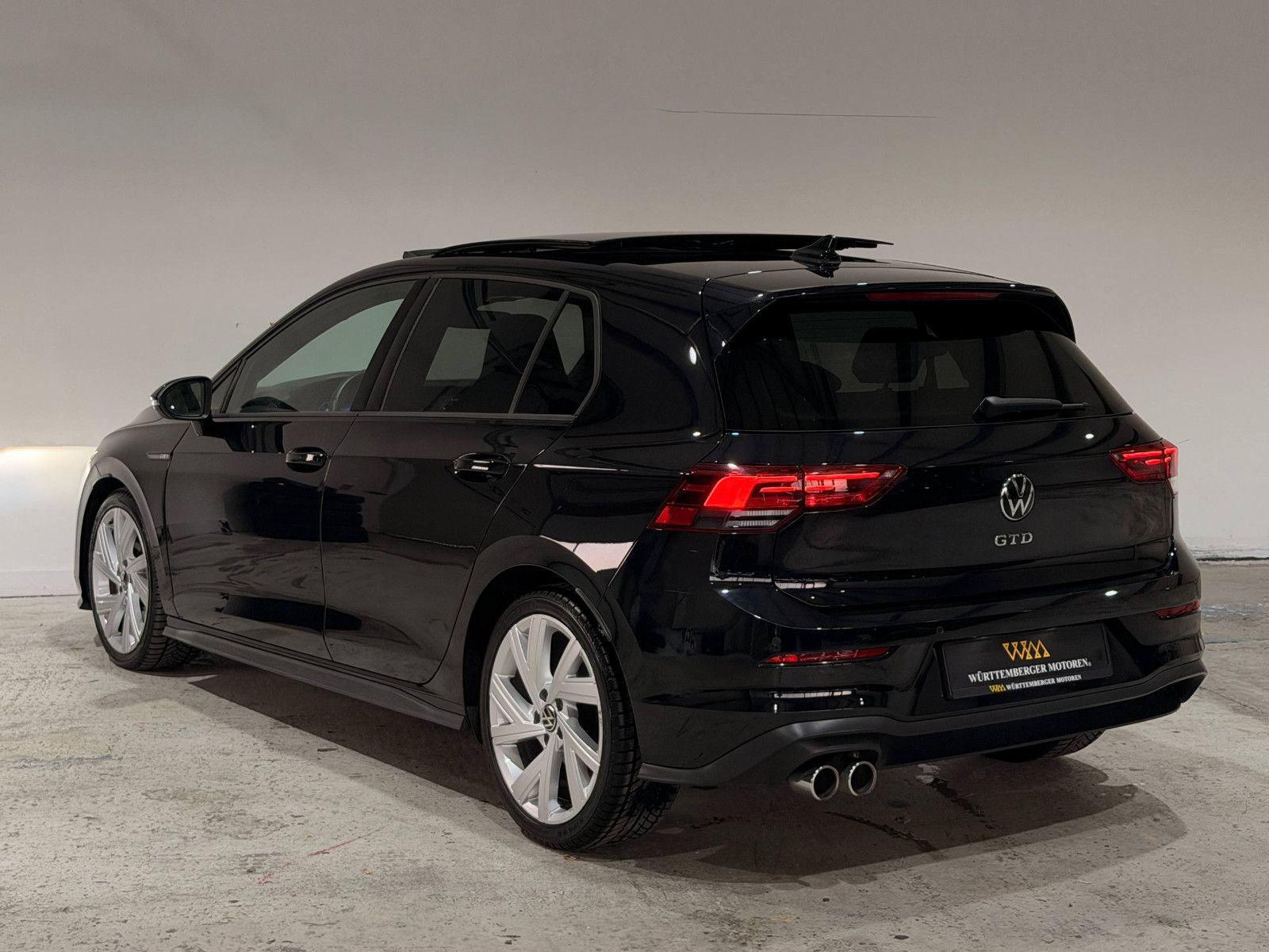 Volkswagen Golf VIII GTD*PANO*KAMERA*SITZKLIMA*LED*LEDER*